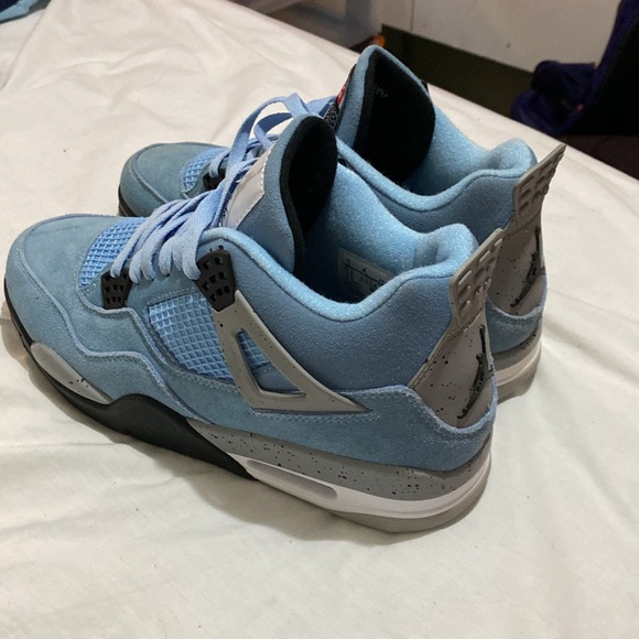 Air Jordan - Picture 2 of 3